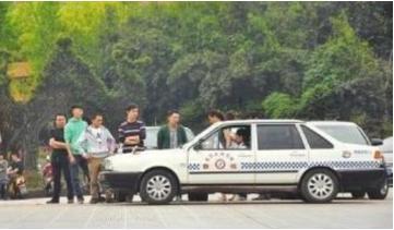 「九点侃车」越笨的人，为什么能越早的拿下驾照呢？驾校教练解释了原因