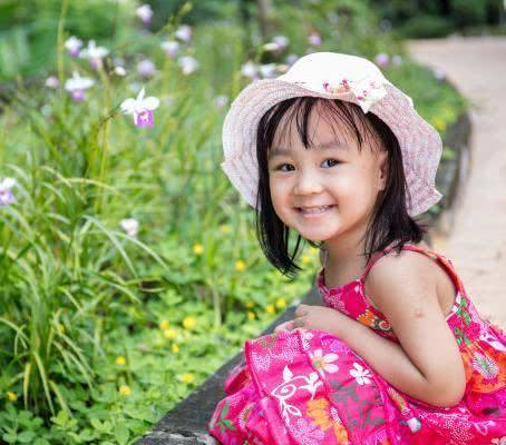 华云头条■心理学：假如让你选择，你觉得哪个女孩好相处？测你人品是怎样的