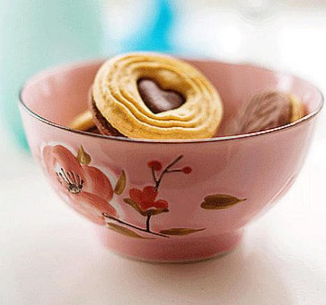 【转转说感情难题】心理测试：三个饭碗，你最喜欢哪一个？测你将来靠什么吃饭谋生