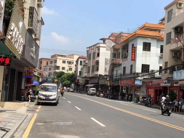 「有车以后」路边停车千万注意，一不小心就罚款+扣分