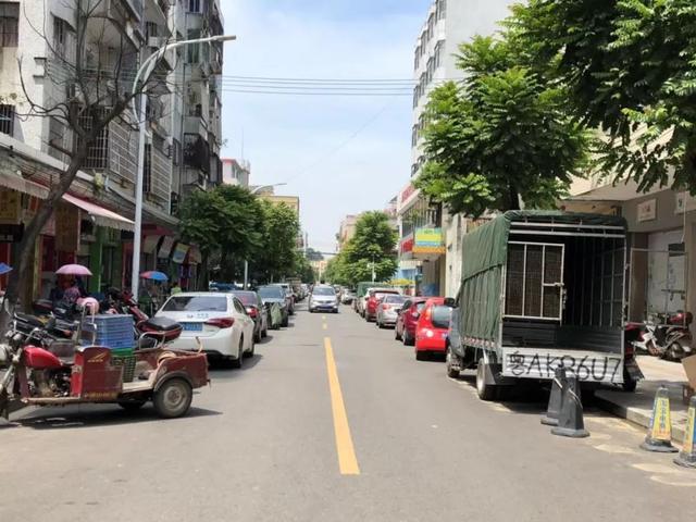 「有车以后」路边停车千万注意，一不小心就罚款+扣分