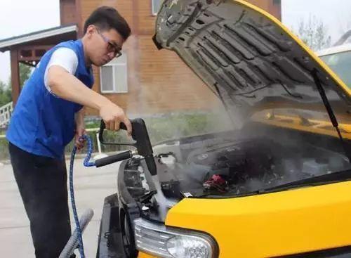 【一辆车车】维修师傅说：洗车的时候，不要用水冲些地方，不然离修车不远了