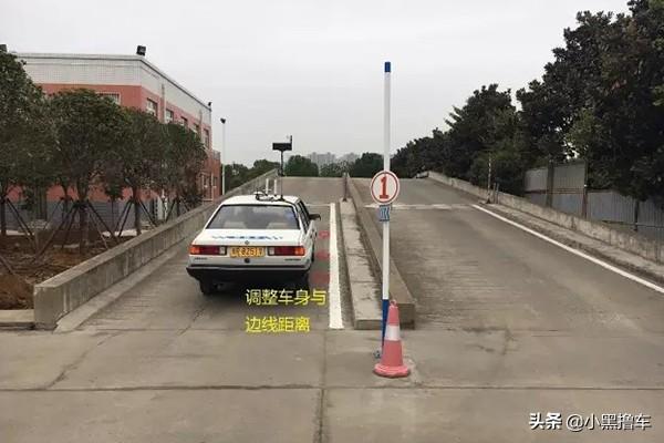 「阿虎汽车」科目二考试的三个小绝招，提前看考场很重要，学会轻松拿驾照