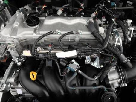 「学车无涯」半路上发动机死火了，怎么办？了解发动机电控系统学会从容面对