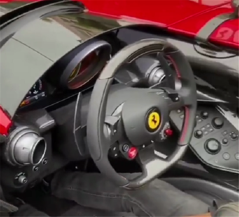 「柠檬论车」意大利首台法拉利SP1，单座单门，雨天开会泡水，上高速需戴头盔