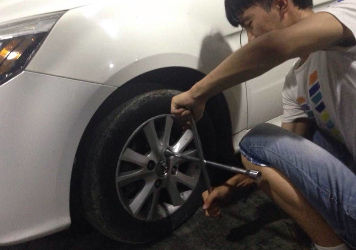 SUV有情报■不懂车轮胎上的这4个数字？怕是要出事，为了生命安全也要搞清楚