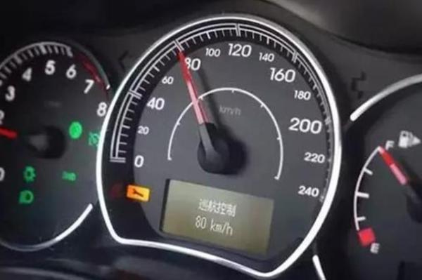 中国网@大脚油门除积碳？别闹了，告诉大家最靠谱的法子，减少积碳又省油