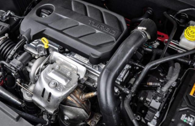 「车家号」三缸引擎还在争议中，两缸引擎很快就来了，车主：买辆车太难了