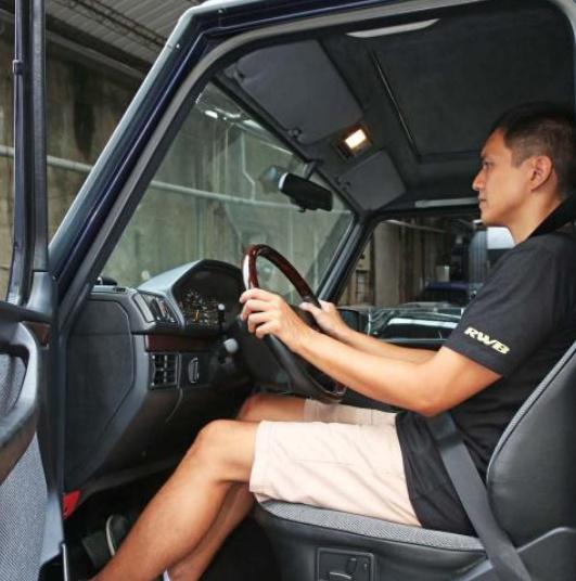 【斯文评车】新手如何立变老司机？教练：记住这5点就够了，开车又快又稳！