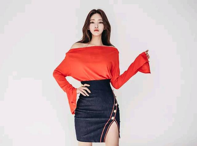 文史学生仵三源■我以为时间还长，长大后你依旧会陪着我，可是你老了，妈妈也会老