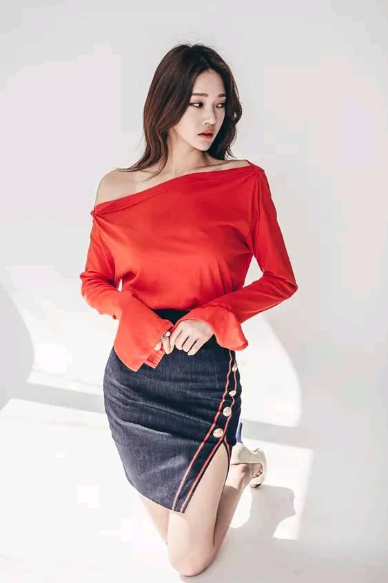 文史学生仵三源■我以为时间还长，长大后你依旧会陪着我，可是你老了，妈妈也会老