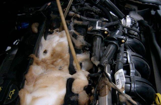 【娱乐一起逗翻天】“拉高速”到底可不可以除积碳？老司机教你，最好的方法只有一个