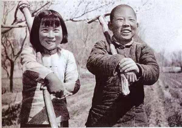 「小虾驿站」我们注定是孝顺父母的最后一代，也是被儿女抛弃的第一代