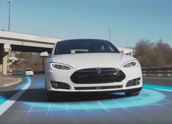 【家有汽车】特斯拉车主喝酒后，打开自动驾驶回家，坐到副驾驶睡觉算酒驾吗？