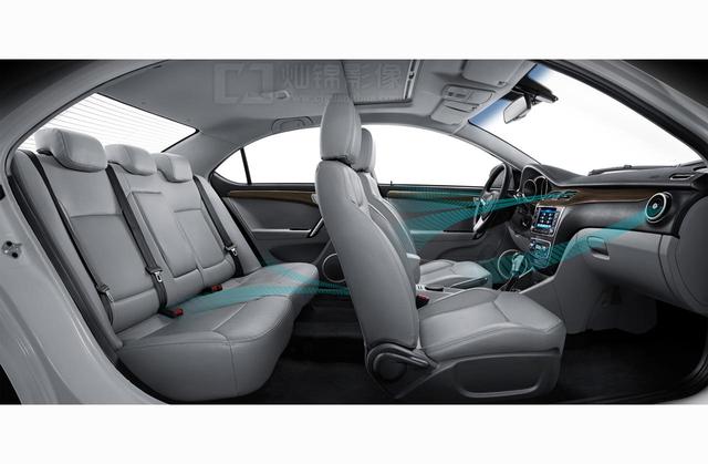 车懂百科：停车开空调费油吗？我们算过才知道有多贵