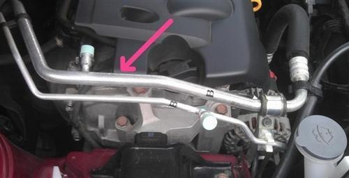 车懂百科：停车开空调费油吗？我们算过才知道有多贵