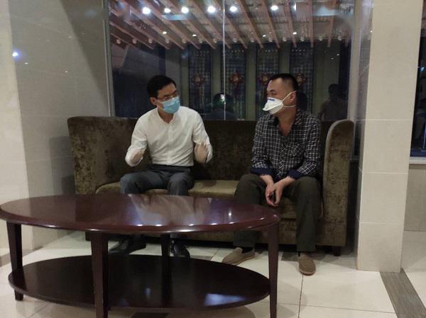 张静静丈夫所乘航班落地视频看哭网友：这一面太不容易！