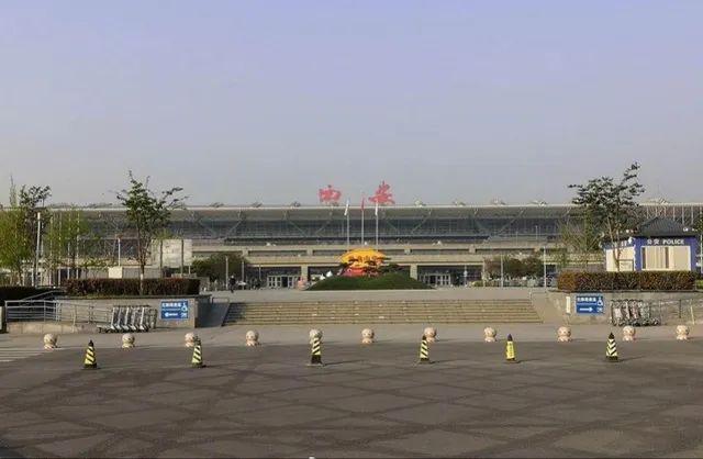 张静静丈夫所乘航班落地视频看哭网友：这一面太不容易！