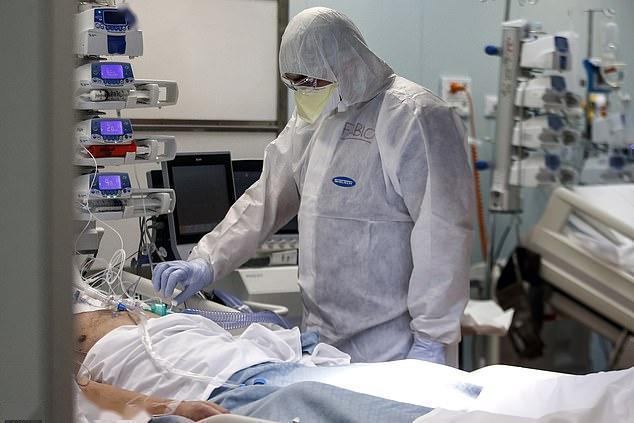 新冠病毒去年12月或已在美国加州传播,当地官员:医生将其当流感