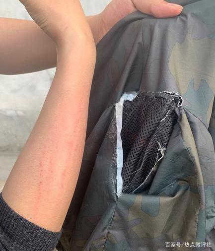 怕啥？记者采访“4名儿童被埋” 遭殴打：手机被抢、衣服被撕烂！