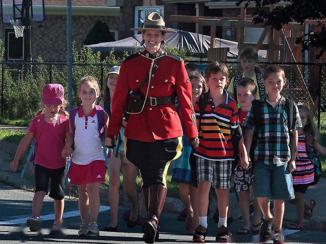 新闻晨报：加拿大致22死血案路线图：凶手驱车辗转5镇16地作案