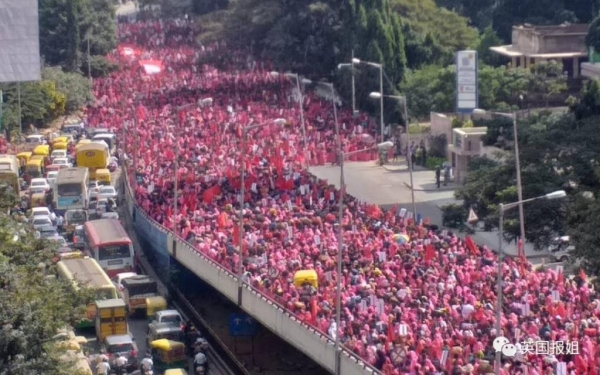 印度 90 万“娘子军”人肉阻挡新冠：没钱没口罩，命不值 1 美元