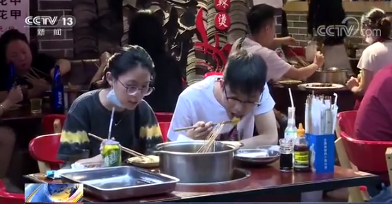 路边摊回来了？央视明确，重大调整