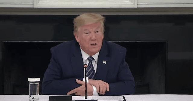 夜空良心|被特朗普说中？新冠病毒会神奇消失？专家：病毒已经变弱！，