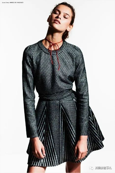 灼华有实|人们在巴西贫民窟发现了赤裸上身的她，纽约模特忽然失踪！一年后