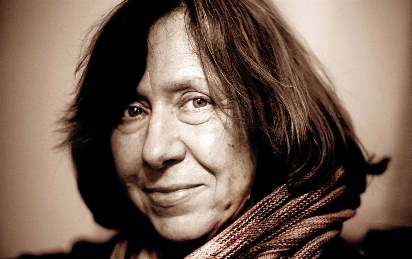 全球首个为中国改名的国家,当地美女泛滥,是中国男人的天堂