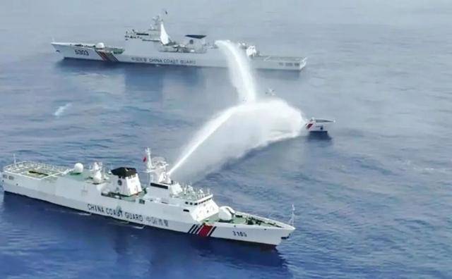 /"4148e04b88f524b48fa83d441c4d9cdd.jpeg/"