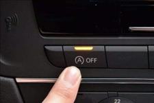 奇趣汽车@自动启停你关了吗？省油设备小心变偷油！