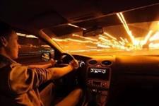 凯唱评车■小车开了8年, 却不知道挡风玻璃上的“小黑点”有何意义