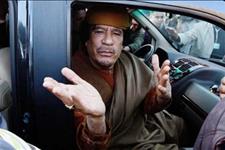 [福州车房族]卡扎菲的定制车，没有车门，46马力，车标是张地图，被叛军拖走