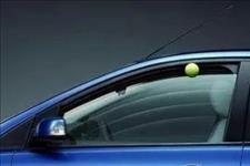 #辽阳交通广播#为什么很多人停车都把车窗留点缝？老司机：小聪明但后患无穷