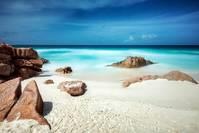 乾谈时尚：让人心静的心灵鸡汤短句，句句内涵有深度，让人疼到骨子里