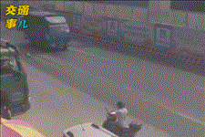 「飞车党是我」一组动图警示你：死里逃生！有种事故叫做“劫后余生”