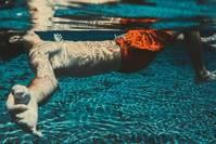 「艾佳爆笑影视」朋友圈心累伤感的说说，句句酸涩，总有一句符合你的心情