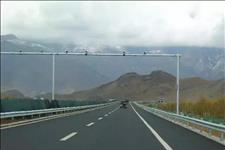 「越野e家」高速公路上10大″作死″行为