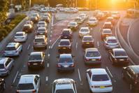 开着夏利的车@开车的3大陋习，很多车主都吃过哑巴亏，太危险速改！