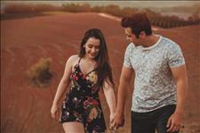 #时光了了#丈夫答应妻子回娘家过中秋却反悔：打个电话就行了，陪我爸妈