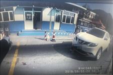 「内蒙古交警高速二支队」检查站前更换驾驶员，核查才知是驾驶证吊销期间驾