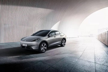 「每日汽车」刚拿资质又获25亿融资，新势力博郡造车提速