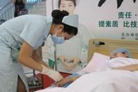 「职场实战干货」25岁的女护士在三甲医院工作，8月工资曝光，引网友热议