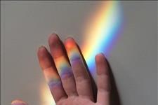 佳作有约@晚安心语简短句：希望我喜欢的人为我痴，为我狂，为我哐哐撞大墙