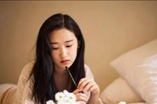 【晚安墨然】一位母亲告诫女儿：判断男人是否值得嫁，就看他在这些事上的态