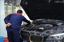 「新闻速递」洗车店洗车从来不洗3处？车主：钱我都交了，想偷懒没门