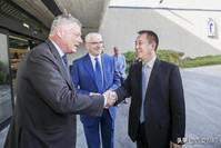 「西安乱拍」从许家印中秋无休组建造车“梦之队” 看中国制造如何走向世界