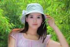 「浅若诗嵐」心，只有一颗，不要装的太多；人，只有一生，不要追逐的太累！