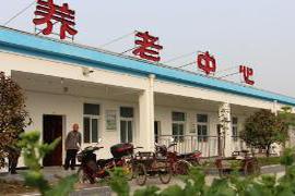 导语每个人都关心自己的养老问题 77岁老人倾诉：在养老院住了半年才明白，晚年真正能依靠